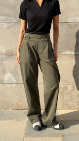 Emy's Everyday Pleated Trousers