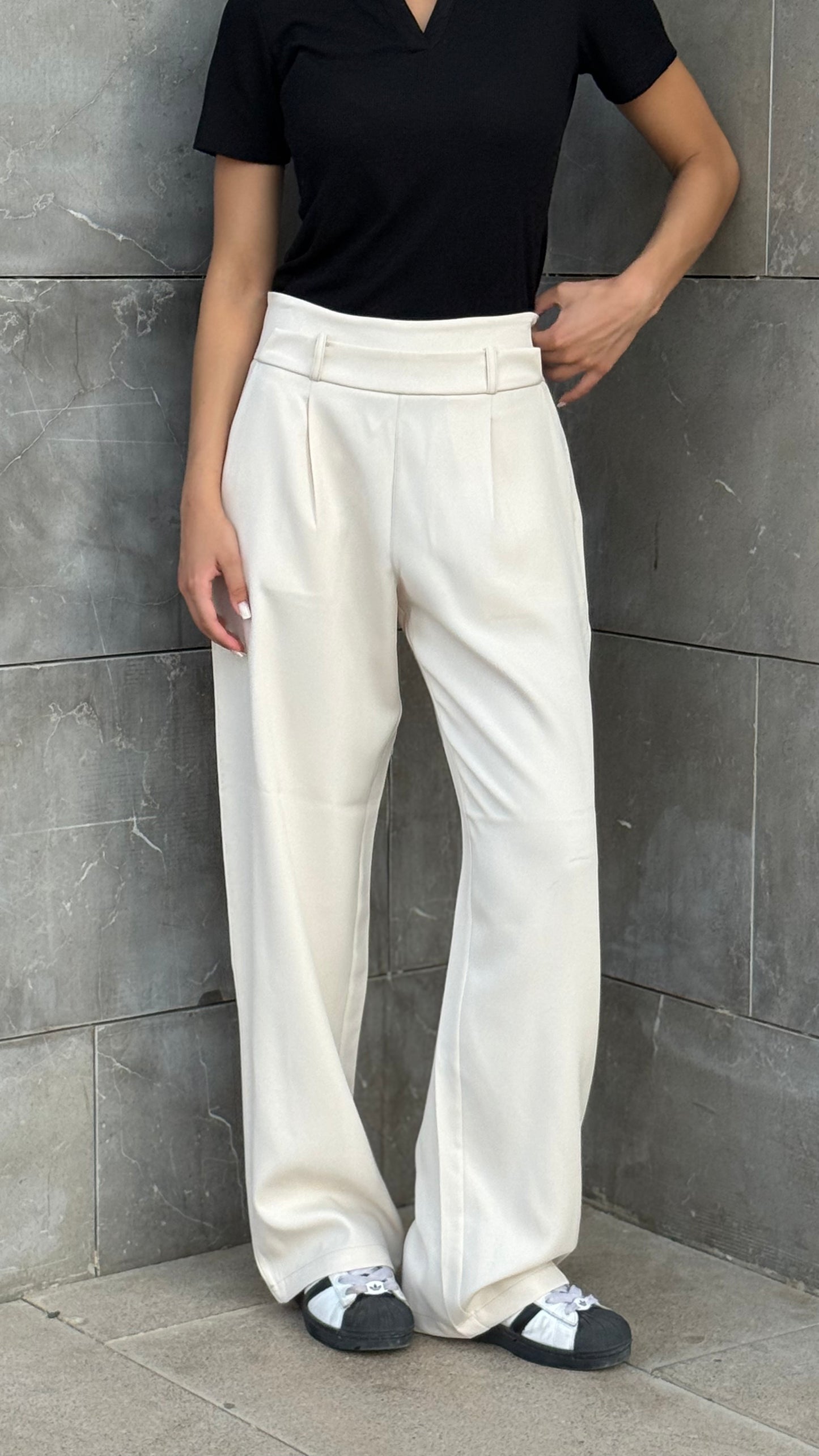 Emy's Everyday Pleated Trousers